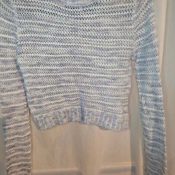 Arizona Jean Co Women's Crew Neck Knit Cropped Sweater Small - Picture 2 of 3